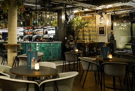 Botanical Bar